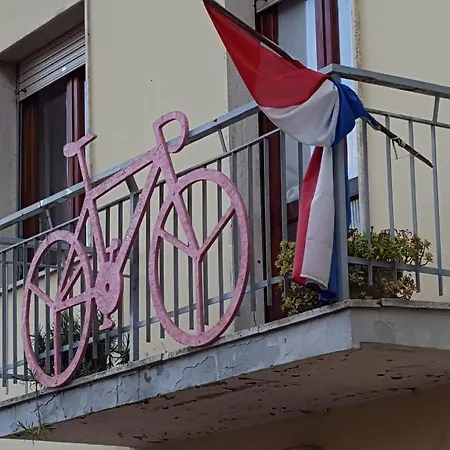 Bedandbiking Bed & Breakfast *